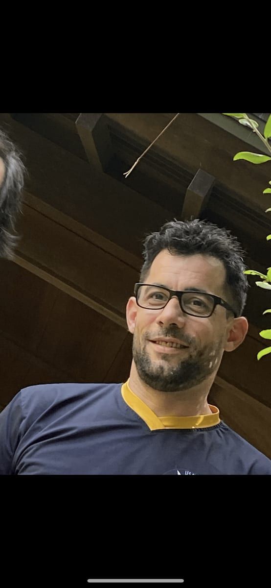 Profil de Curt